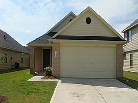 Single Family Home For Rent in Houston, TX