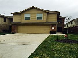 Single Family Home For Rent in Houston, TX