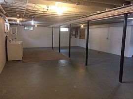 165 Glen Hills Dr, Cranston, Ri 02920 in Cranston, RI (Photo 6 of 9)