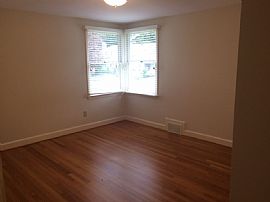 165 Glen Hills Dr, Cranston, Ri 02920 in Cranston, RI (Photo 7 of 9)