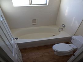 Single Family Home in Gilbert, AZ (Photo 6 of 6)