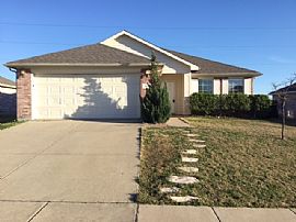 Single Family Home in Wylie, TX