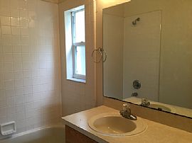 Single Family Home in Buena Ventura Lakes, FL (Photo 3 of 3)