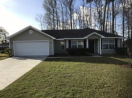 Single Family Home in Rincon, GA