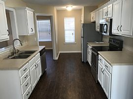 Single Family Home in Rincon, GA (Photo 3 of 4)