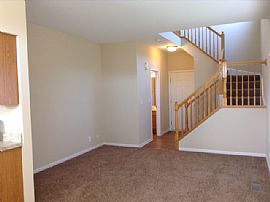 Single Family Home in Montgomery, IL (Photo 2 of 9)