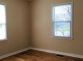 Single Family House in Red Bank, TN (Photo 5 of 5)