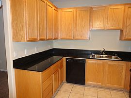 Single Family Home in Las Vegas, NV (Photo 4 of 9)