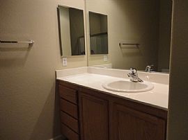 Single Family Home in Las Vegas, NV (Photo 7 of 9)