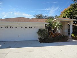 Single Family Home  For Rent. in Tarpon Springs, FL