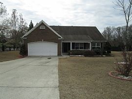 Single Family Home  For Rent. in Lawrenceville, GA