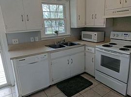 1316 Briarfield Ave, Charleston, Sc 29412 (747) 444-3766 in Charleston, SC (Photo 7 of 7)