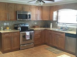 2392 Manor Ln, Park Ridge, Il 60068 3 Beds 2 Baths in Park Ridge, IL (Photo 2 of 4)