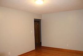  818 Iroquois Ave, Louisville, Ky 40214 3 Beds 1.5 Baths 1,050  in Louisville, KY (Photo 2 of 5)