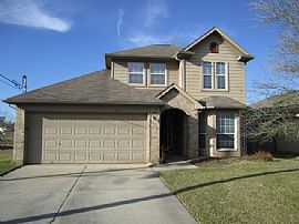 Single Family Home in Conroe, TX