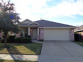 Single Family Home For Rent  in Rockwall, TX