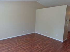 4 Bedroom and 1.5 Bath Recently Renovated and in Good Conditio  in West Point, UT (Photo 2 of 7)