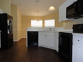 Beautiful Single Family Home 4 Rent in Vero Beach, FL (Photo 5 of 8)