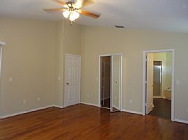 Beautiful Single Family Home 4 Rent in Vero Beach, FL (Photo 6 of 8)