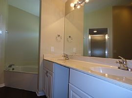 Beautiful Single Family Home 4 Rent in Vero Beach, FL (Photo 7 of 8)