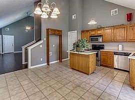 Single Family Home For Rent  in Moore, OK (Photo 4 of 4)