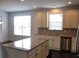 Single Family Home For Rent  in Lawrenceville, GA (Photo 4 of 4)