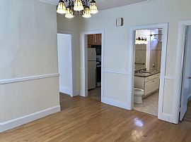 Pristine 2br Downtown Andover in Andover, MA (Photo 5 of 8)