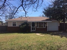 Single Family Home For Rent  in Lubbock, TX