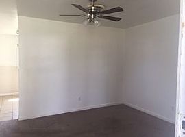 Single Family Home For Rent  in Lubbock, TX (Photo 2 of 4)
