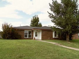 Single Family Home For Rent  in Amarillo, TX