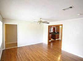 Single Family Home For Rent  in Houston, TX (Photo 4 of 4)