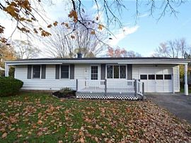 Single Family Home For Rent  in Victor, NY