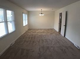  203 Lanewood Dr, Greenville, Sc 29607 3 Beds 2 Baths 1,600 Sqf in Greenville, SC (Photo 4 of 4)