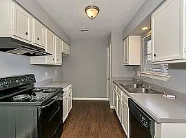 Single Family Home For Rent  in Houston, TX (Photo 3 of 4)