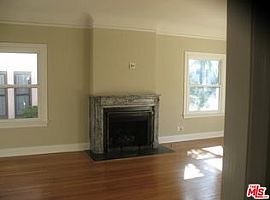 Single Family Home For Rent  in Los Angeles, CA (Photo 2 of 4)