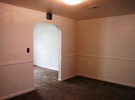 Single Family Home For Rent  in Ponca City, OK (Photo 2 of 4)