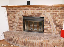 Single Family Home For Rent  in Albuquerque, NM (Photo 2 of 4)