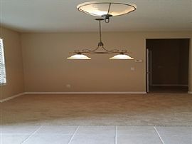 Single Family Home in Davenport, FL (Photo 2 of 6)