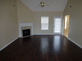 Single Family Home in Loganville, GA (Photo 2 of 6)