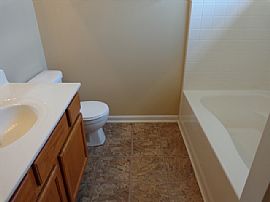 Single Family Home in Woodstock, GA (Photo 4 of 6)