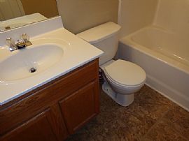 Single Family Home in Woodstock, GA (Photo 5 of 6)