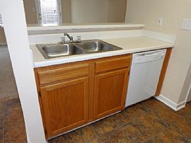 Single Family Home in Acworth, GA (Photo 4 of 6)