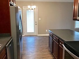  304 Lacey Mae Way, Richmond, Ky 40475 3 Beds 2 Baths 1,300 Sqf in Richmond, KY (Photo 3 of 4)