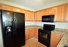  4136 Red Shed Ln, Charlotte, Nc 28269 3 Beds 2 Baths 1,395 Sqf in Charlotte, NC (Photo 5 of 5)