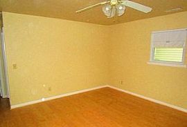 303 Branham Ave Sw, Rome, Ga 30161 2 Beds 1 Bath in Rome, GA (Photo 4 of 4)