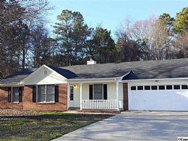 Single Family Home For Rent in Huntsville, AL