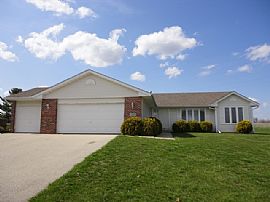 Single Family Home in Belvidere, IL