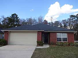 Single Family Home in Jacksonville, FL