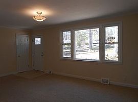 401 Severin St, Chapel Hill, Nc 27516 (747) 444-3766 in Chapel Hill, NC (Photo 2 of 8)