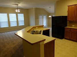 Single Family Home For Rent  in Saint Paul, TX (Photo 3 of 6)